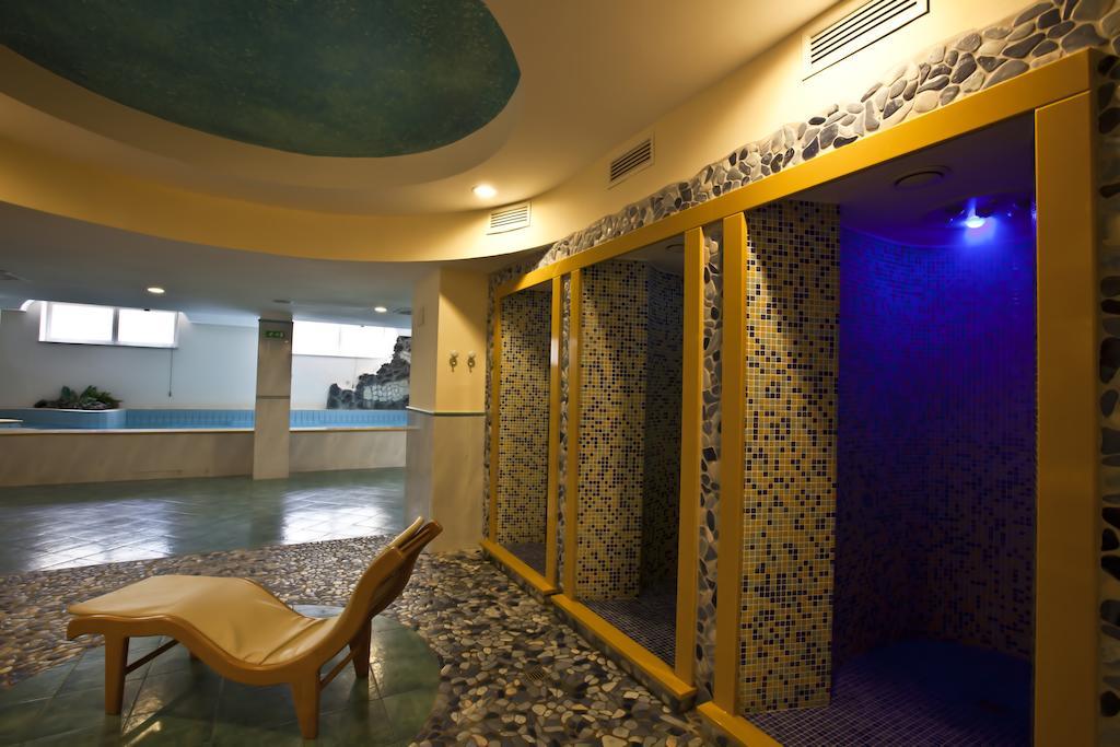 Hotel Terme Alexander Иския Екстериор снимка