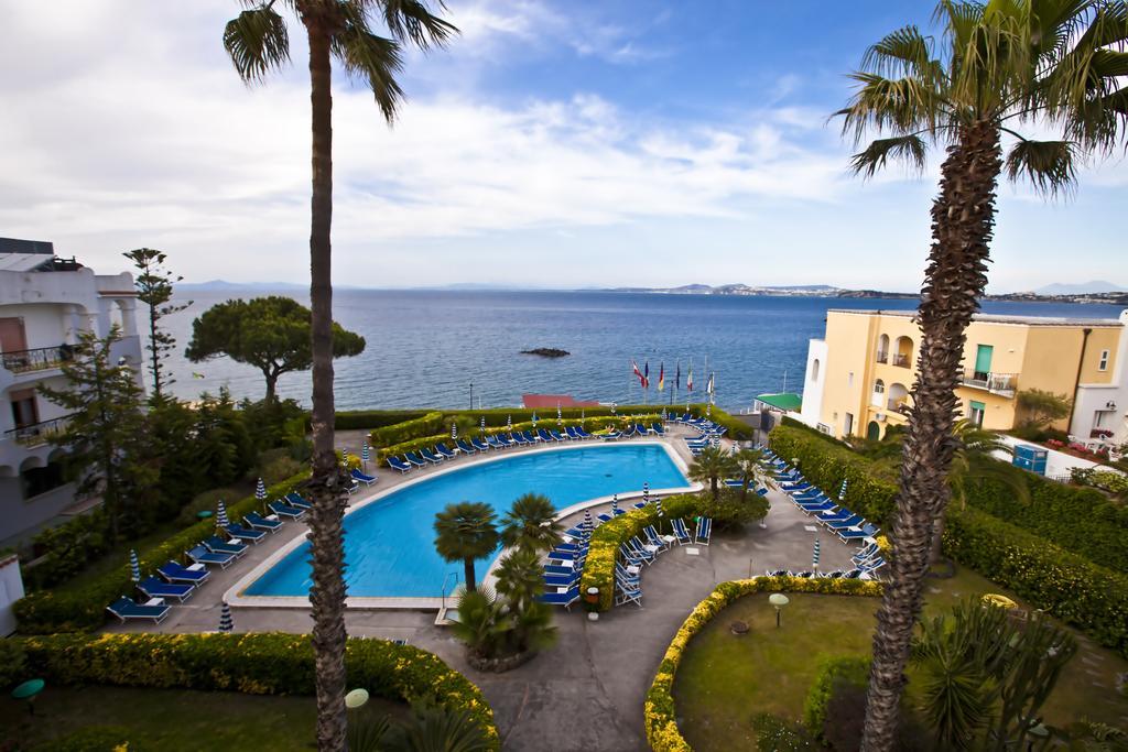 Hotel Terme Alexander Иския Екстериор снимка