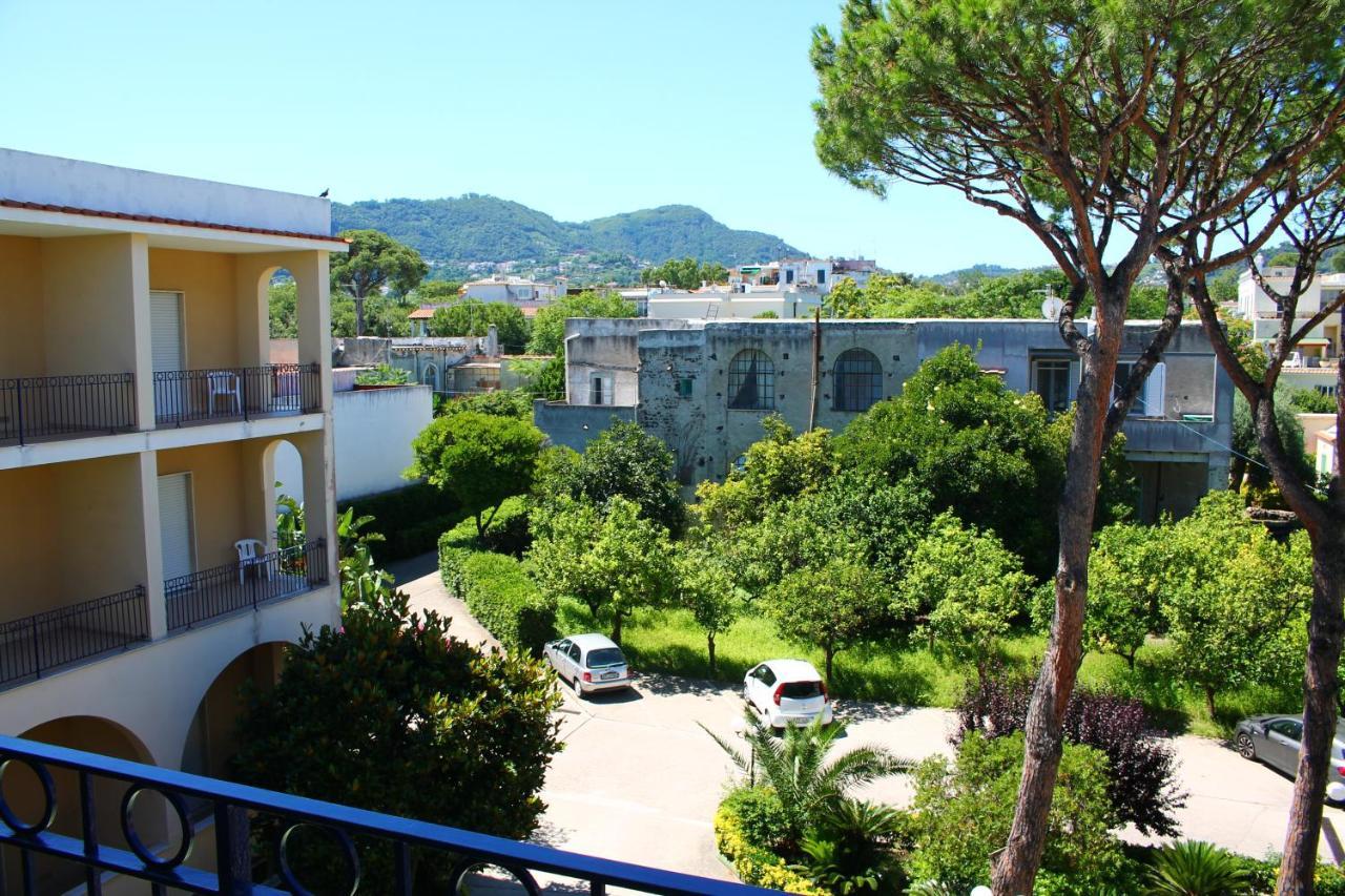 Hotel Terme Alexander Иския Екстериор снимка