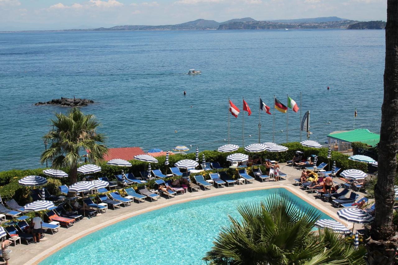 Hotel Terme Alexander Иския Екстериор снимка