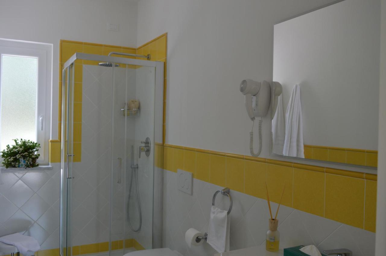 Hotel Terme Alexander Иския Екстериор снимка